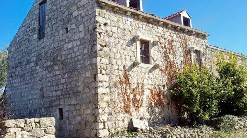 Ruined stone house overlooking the sea in a quiet environment - Dubrovnik area