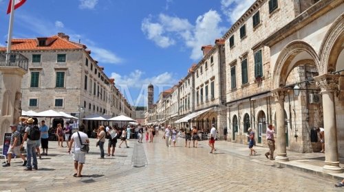 ATRAKTIVNA PONUDA - stan / dio kuće na vrhunskoj poziciji, mogućnost uređenja više jedinica - Dubrovnik, Stari grad
