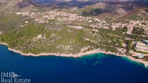 Prostrano imanje 5.700 m2 | Kuća + Građevinsko zemljište | Atraktivna lokacija u blizini mora | Dubrovnik okolica