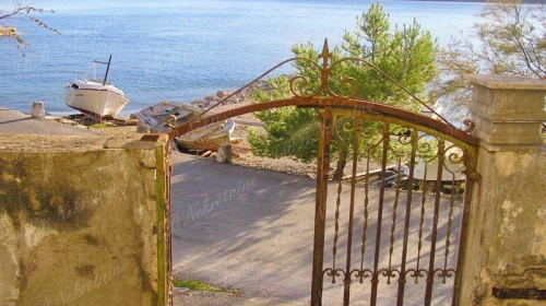 Traditional house of 230 m2 first row to the sea - Dubrovnik area